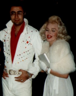 Marilyn Monroe und Elvis Presley Imitator Nevrez